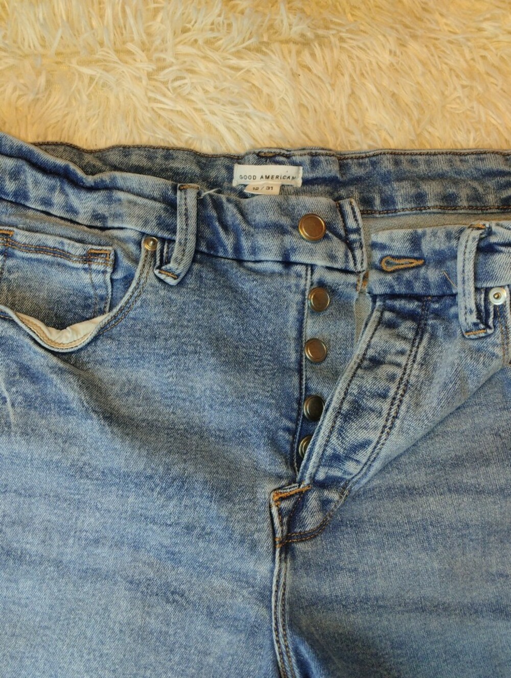 Good American Good Legs Straight Jeans Size 12/31 - Picture 6 of 11